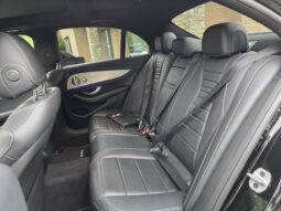 
										Mercedes E300de AMG Line full									