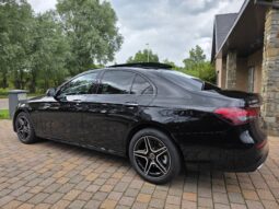 
										Mercedes E300de AMG Line full									