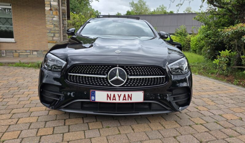 
								Mercedes E300de AMG Line full									