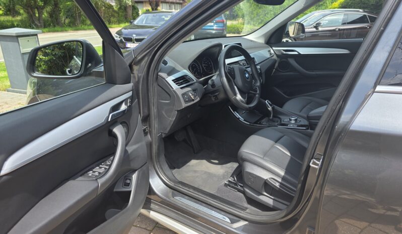 
								BMW X1 1.5iA sDrive18 full									