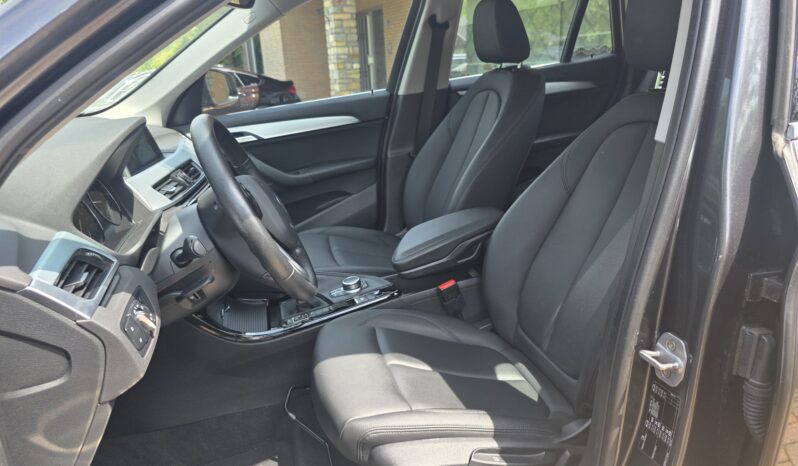 
								BMW X1 1.5iA sDrive18 full									