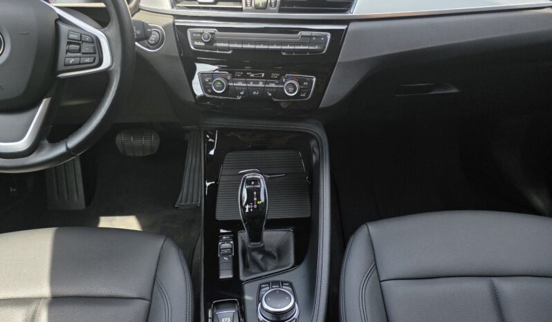 
								BMW X1 1.5iA sDrive18 full									