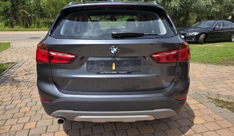 
								BMW X1 1.5iA sDrive18 full									