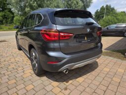 
										BMW X1 1.5iA sDrive18 full									