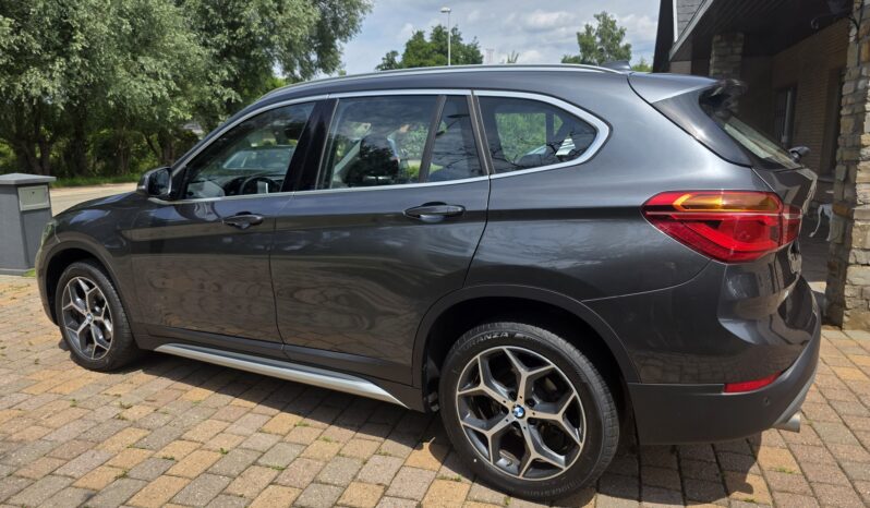 
								BMW X1 1.5iA sDrive18 full									