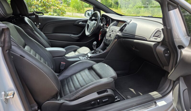 
								Opel Cascada Cosmo 1.6 Turbo | Garantie full									