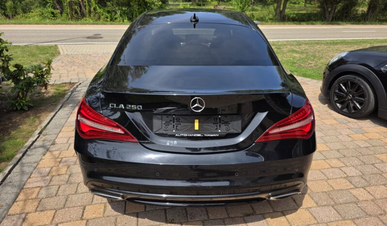 
								Mercedes-Benz CLA 250 full									
