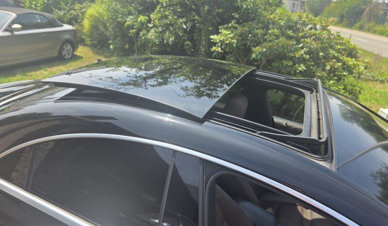 
								Mercedes-Benz CLA 250 full									