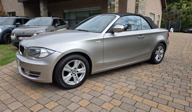 
								BMW 118i CABRIO full									