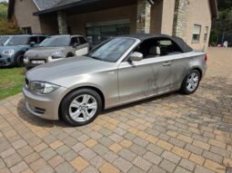 
										BMW 118i CABRIO full									