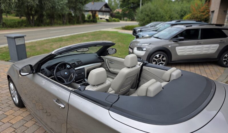 
								BMW 118i CABRIO full									