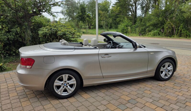 
								BMW 118i CABRIO full									