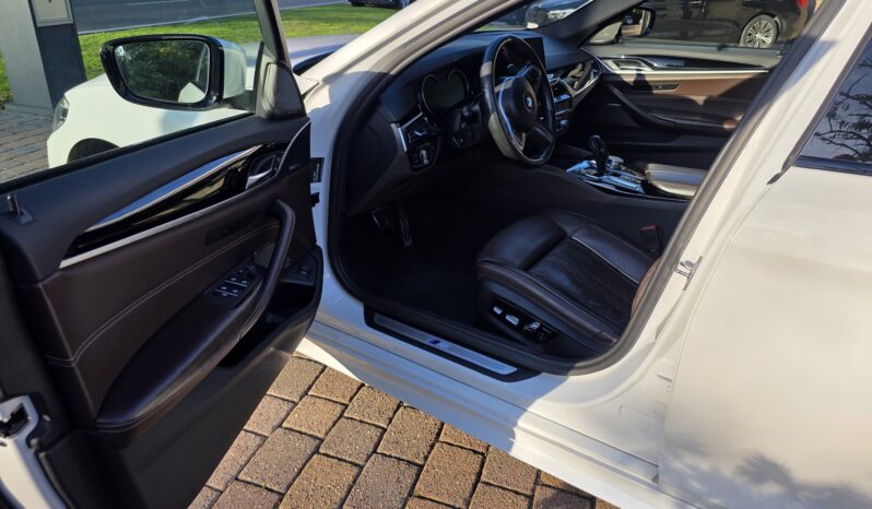 
								BMW 530D full									