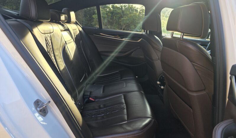
								BMW 530D full									