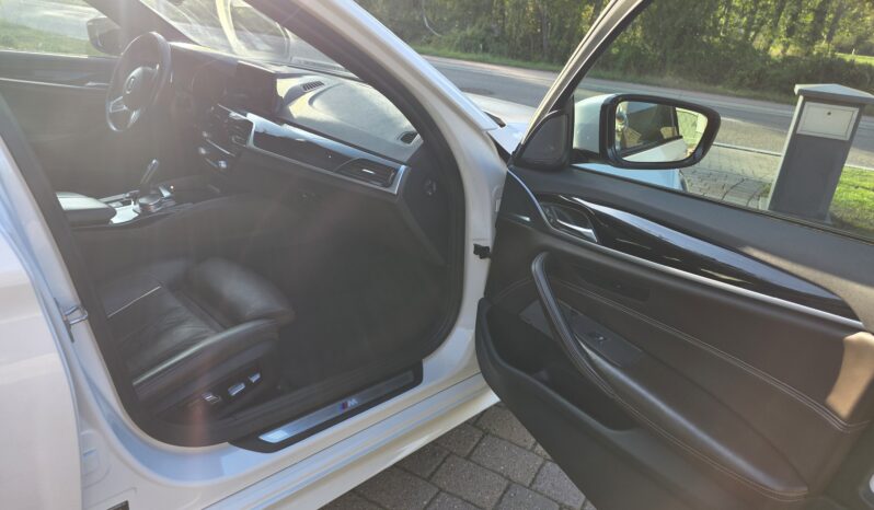 
								BMW 530D full									