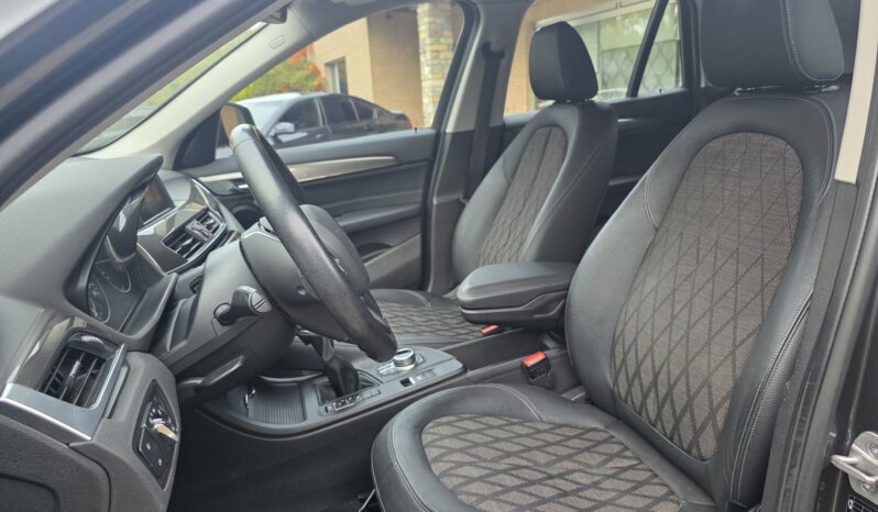 
								BMW X1 sDrive18i X-Line full									