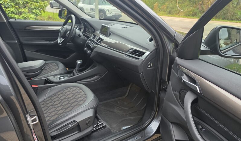 
								BMW X1 sDrive18i X-Line full									