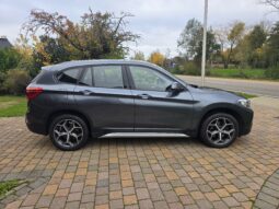 
										BMW X1 sDrive18i X-Line full									