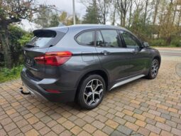 
										BMW X1 sDrive18i X-Line full									
