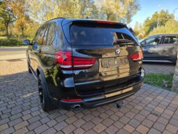 
										BMW X5 xDrive30da full									
