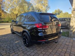
										BMW X5 xDrive30da full									
