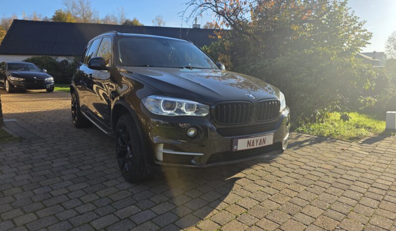 
								BMW X5 xDrive30da full									
