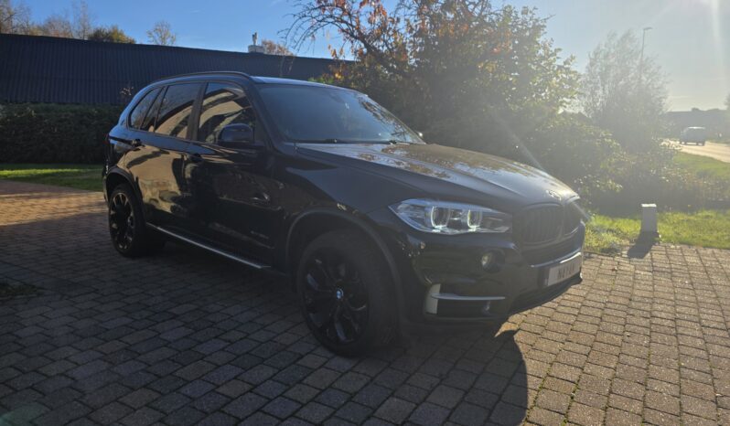 
								BMW X5 xDrive30da full									