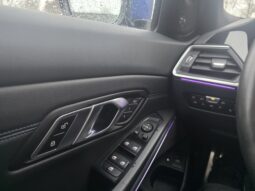
										BMW 330e full									