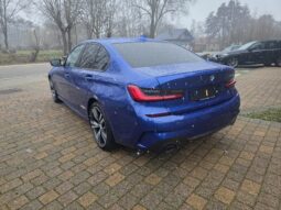 
										BMW 330e full									
