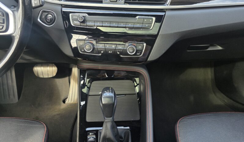 
								BMW X1 sDrive20d full									