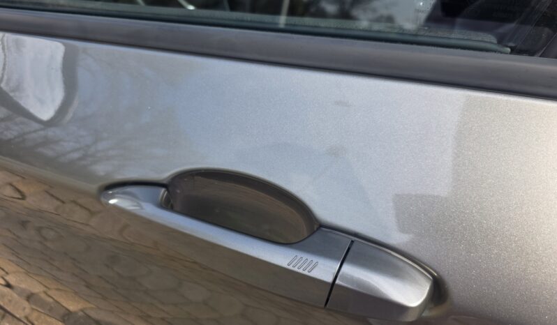 
								BMW X1 sDrive20d full									