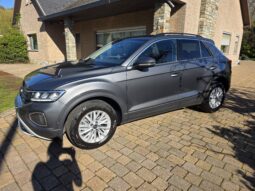 
										Volkswagen T-Roc 1.0 TSI full									