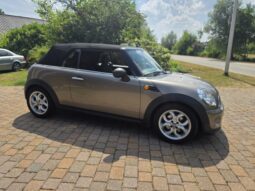 
										MINI One Cabrio full									