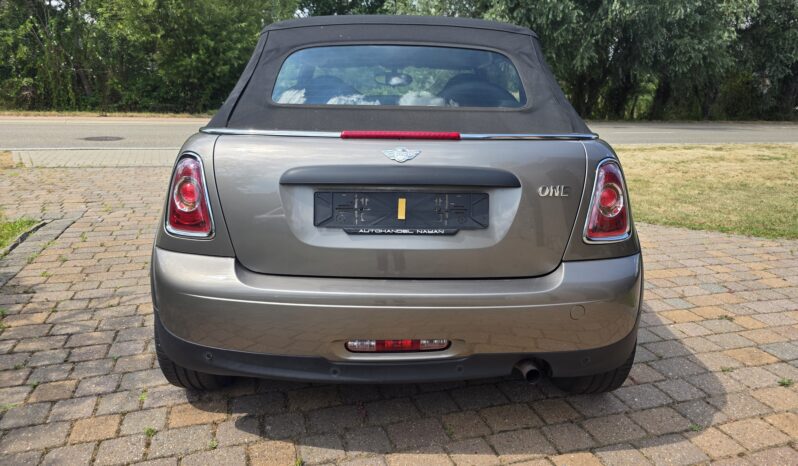 
								MINI One Cabrio full									