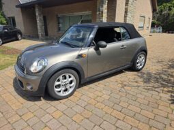 
										MINI One Cabrio full									