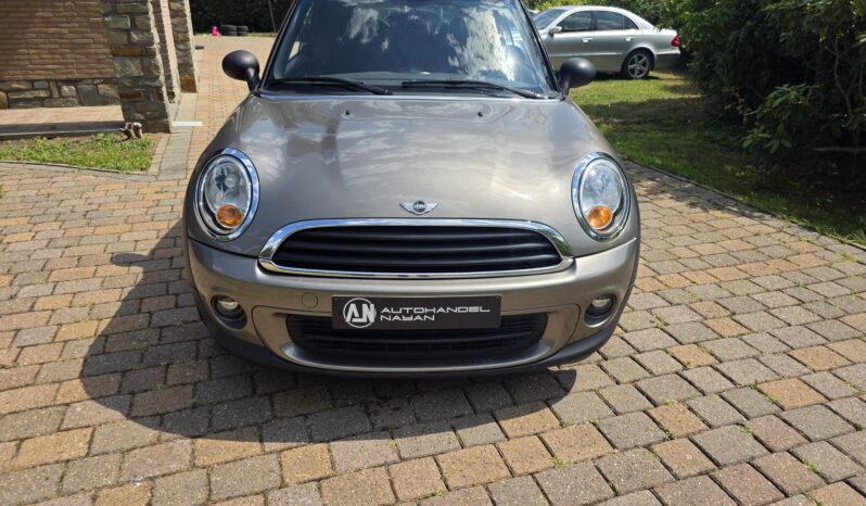 
								MINI One Cabrio full									