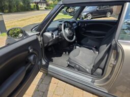
										MINI One Cabrio full									