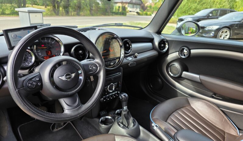
								MINI Cooper Cabrio full									