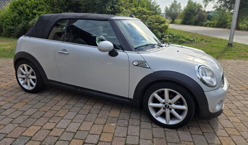 
								MINI Cooper Cabrio full									
