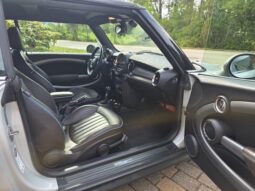 
										MINI Cooper Cabrio full									