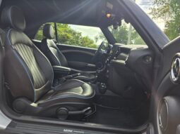 
										MINI Cooper Cabrio full									