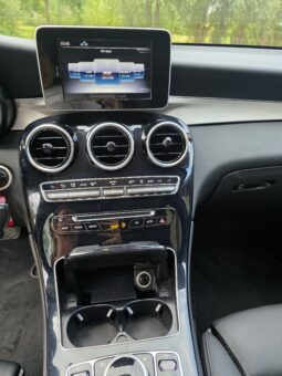 
										Mercedes-Benz GLC 350e full									