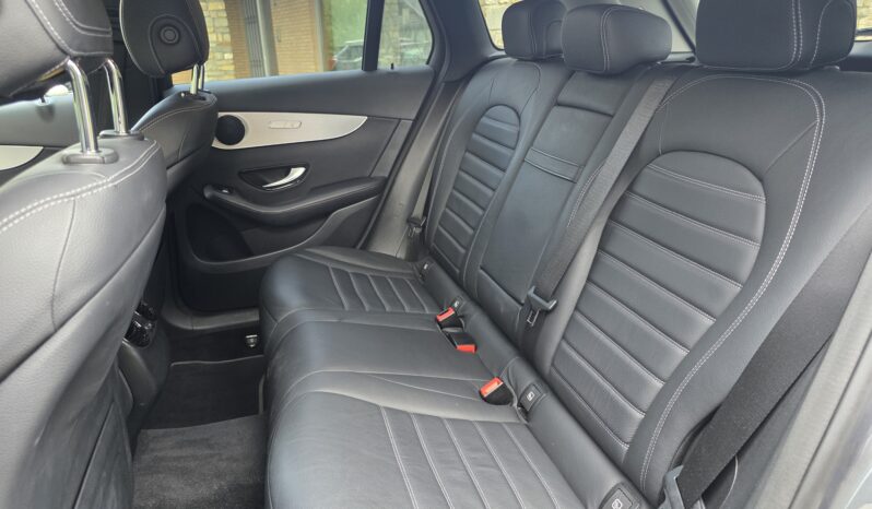 
								Mercedes-Benz GLC 350e full									