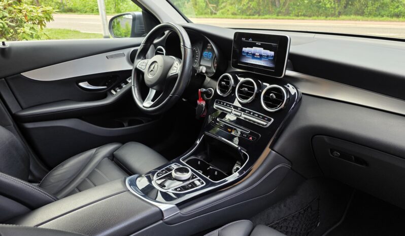 
								Mercedes-Benz GLC 350e full									