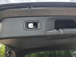 
										Mercedes-Benz GLC 350e full									