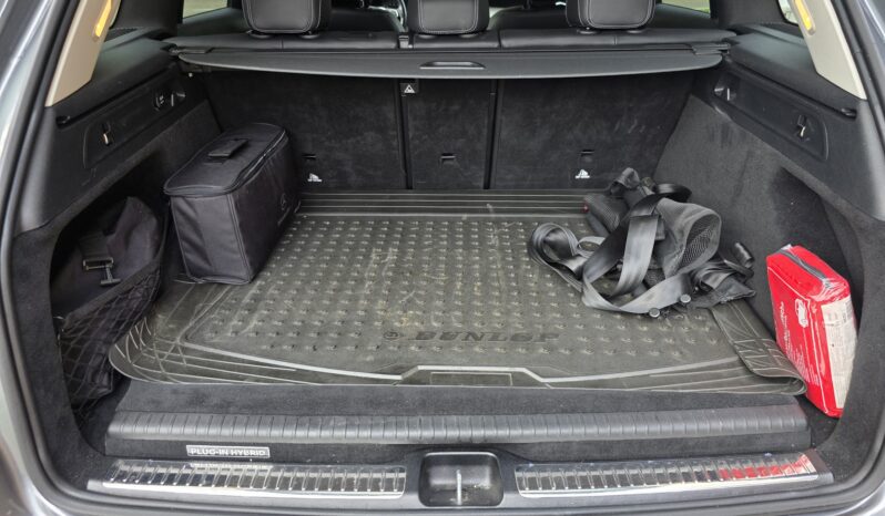 
								Mercedes-Benz GLC 350e full									