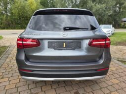 
										Mercedes-Benz GLC 350e full									