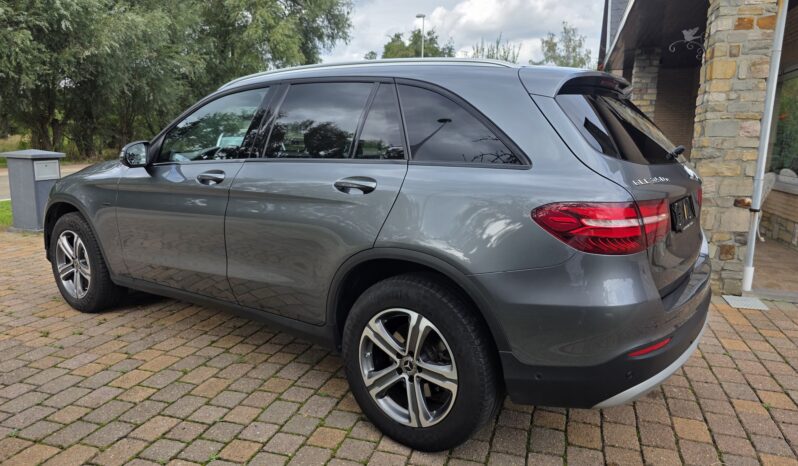 
								Mercedes-Benz GLC 350e full									