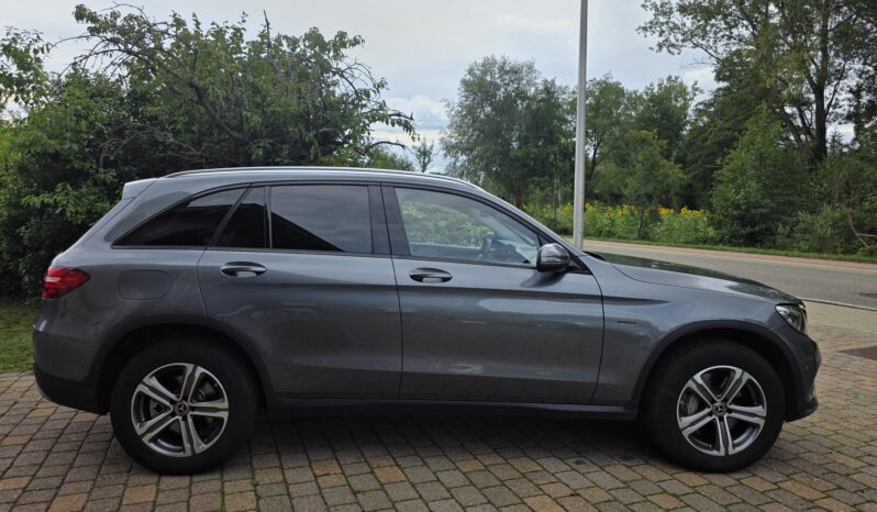 
								Mercedes-Benz GLC 350e full									