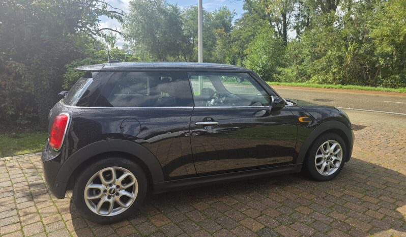 
								MINI Cooper full									